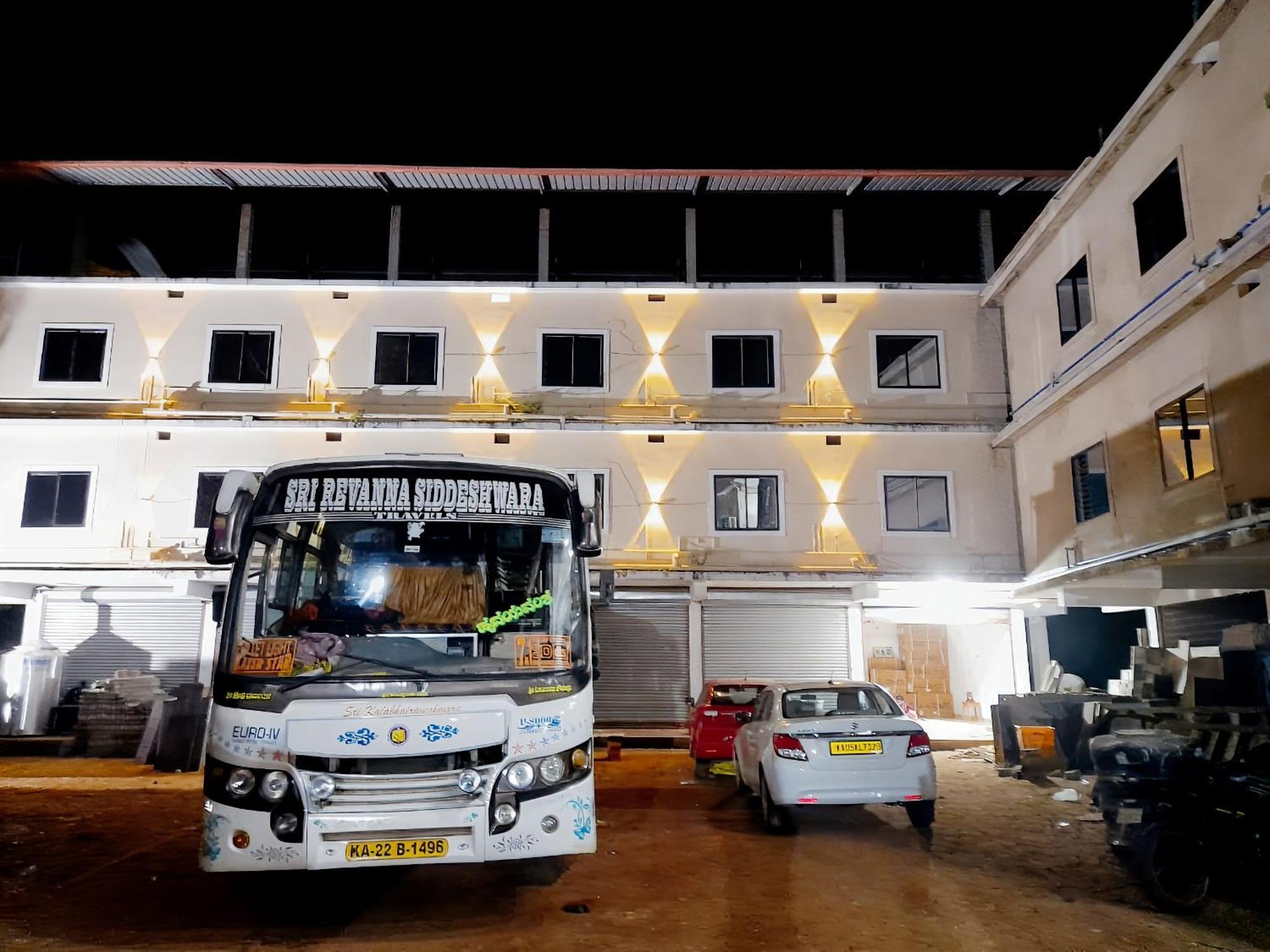 Kamath Inn Mavalli Ngoại thất bức ảnh