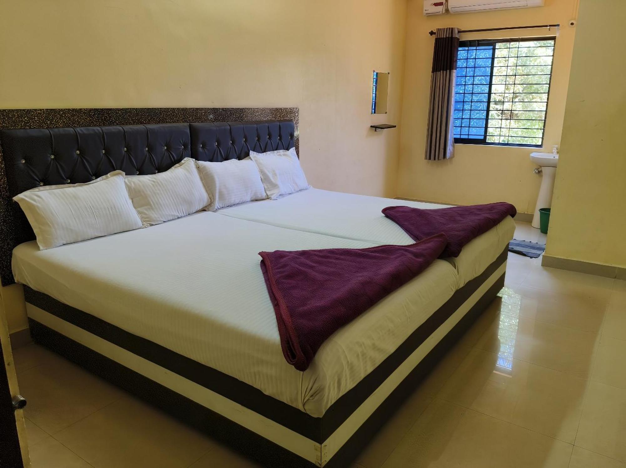 Kamath Inn Mavalli Ngoại thất bức ảnh
